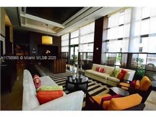 MEI CONDO - Residential