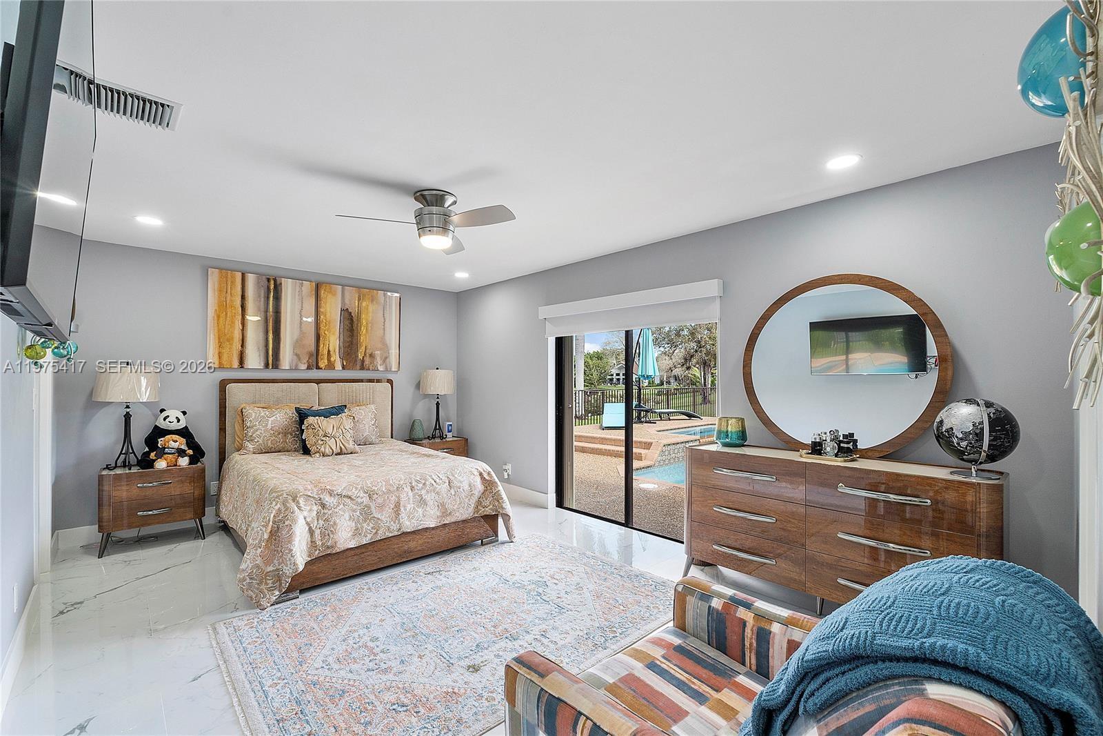 PINE RIDGE - Residential