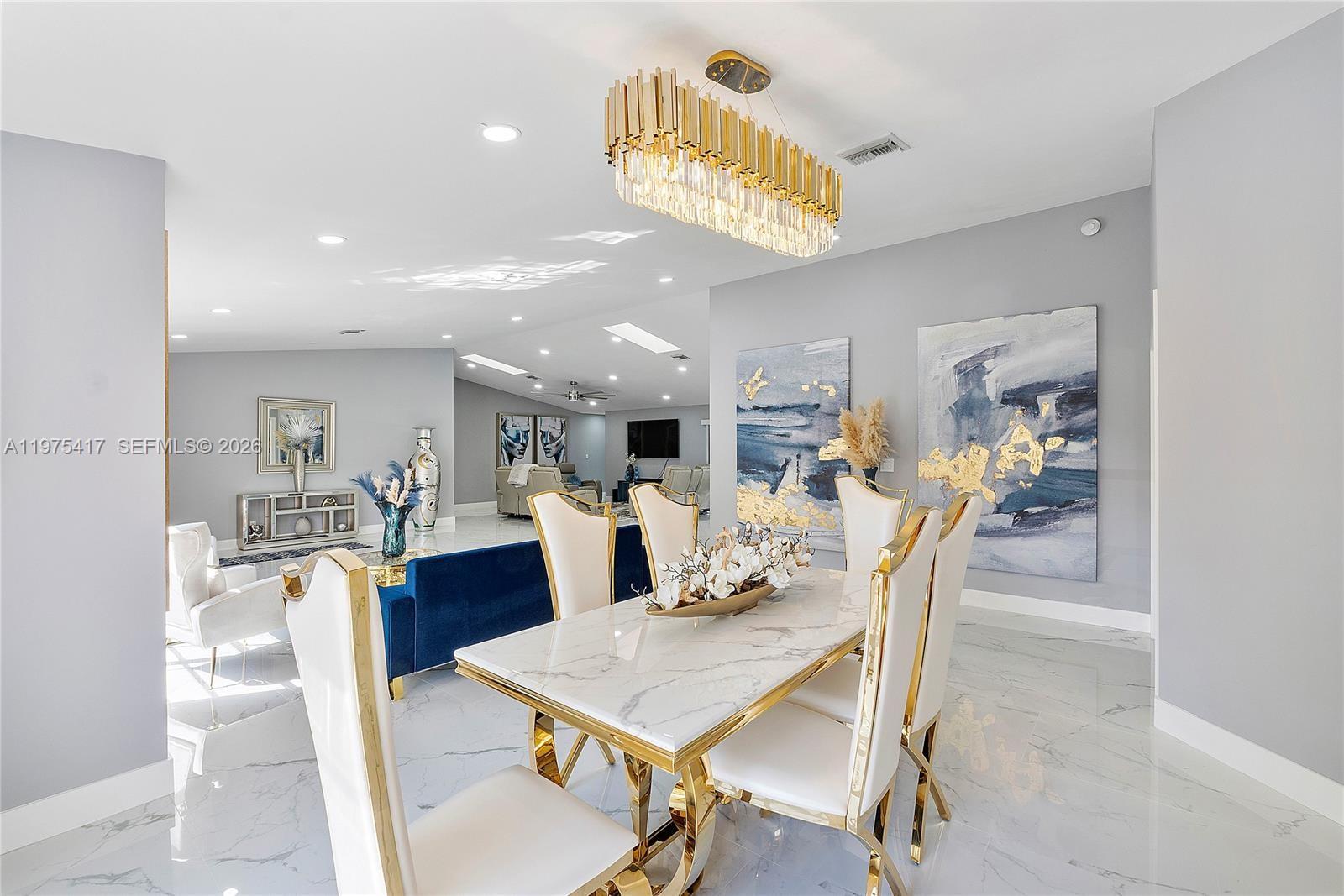 PINE RIDGE - Residential