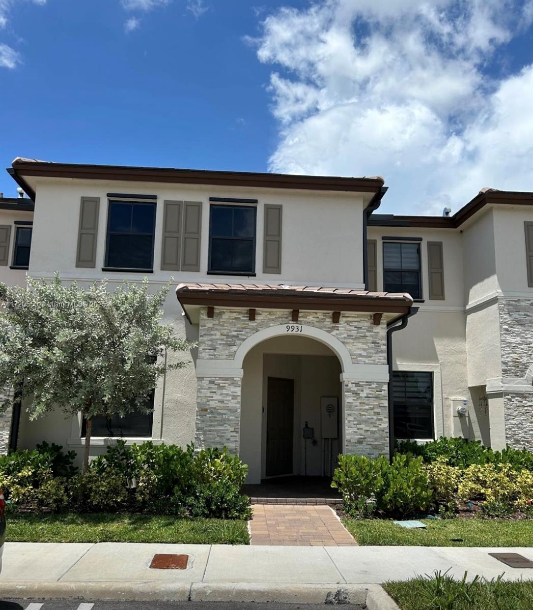 Rental Property at 9931 Sw 231st Ln  , Miami, Broward County, Florida - Bedrooms: 3 
Bathrooms: 3  - $2,950 MO.