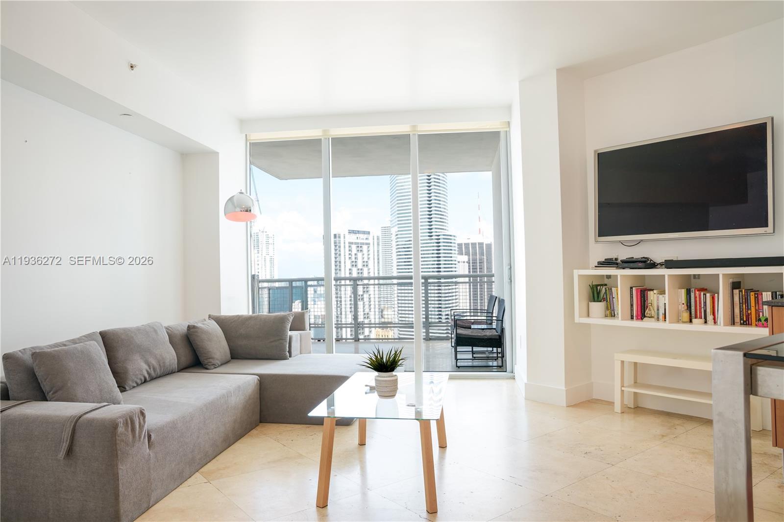 WIND CONDO - Residential