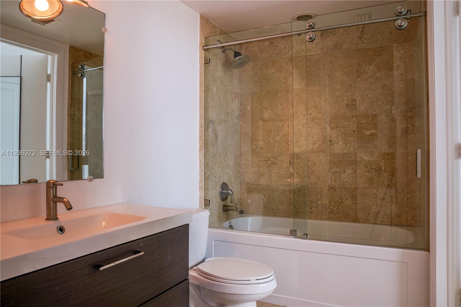 WIND CONDO - Residential