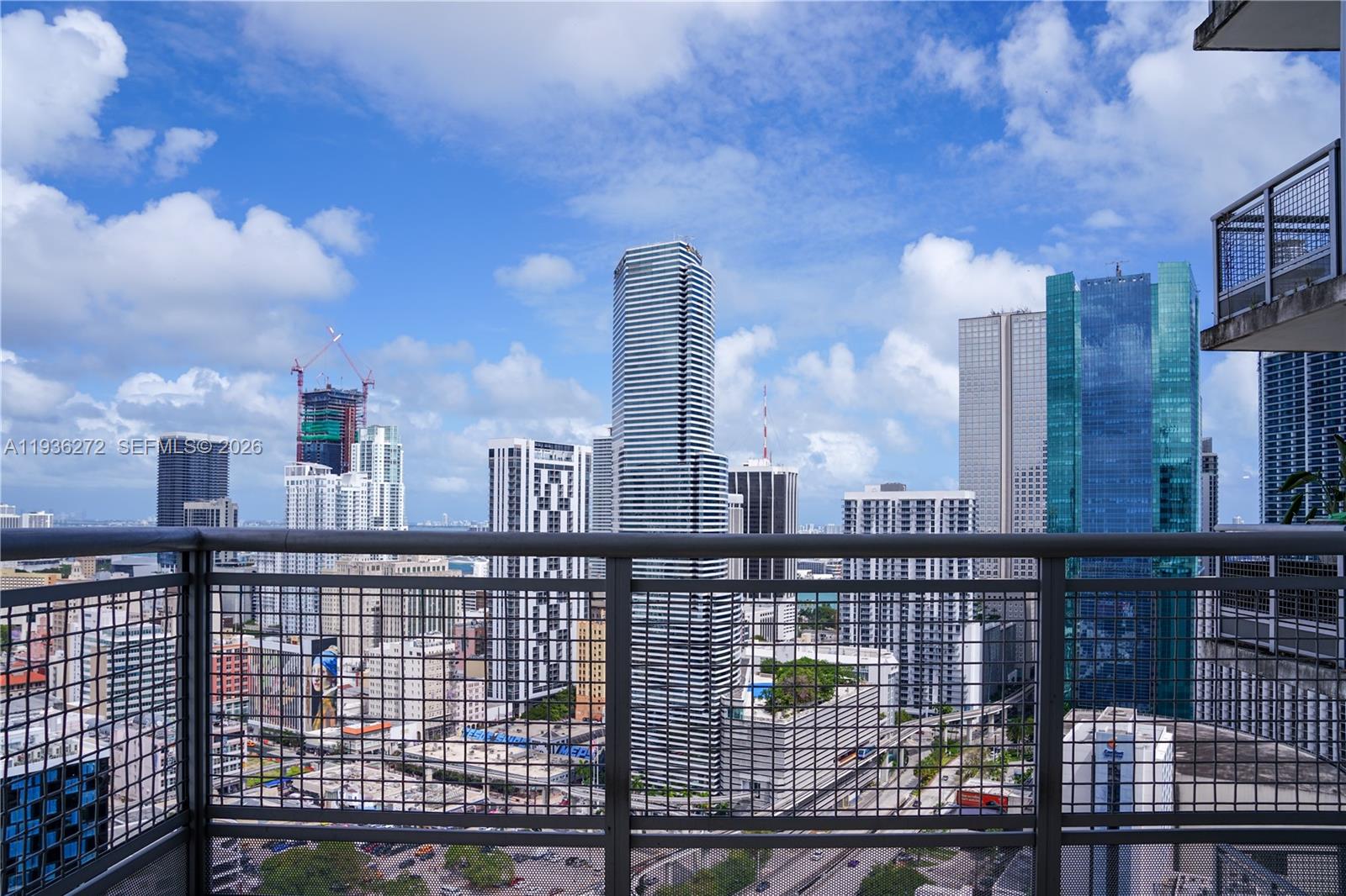 WIND CONDO - Residential