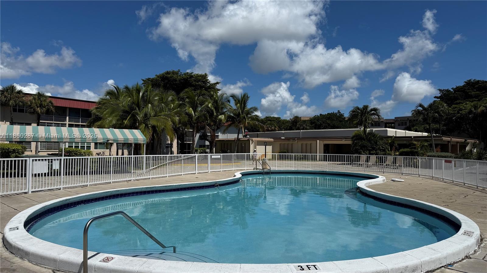 FIFTH HORIZONS CONDO - Residential