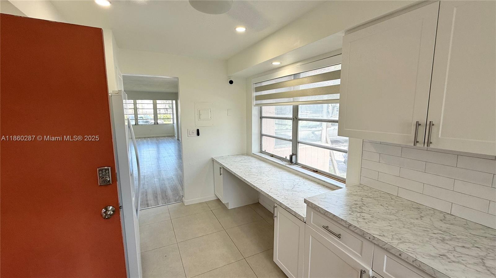 FIFTH HORIZONS CONDO - Residential