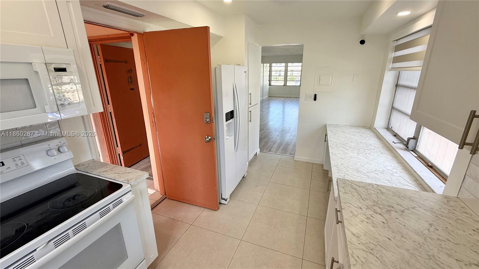 FIFTH HORIZONS CONDO - Residential