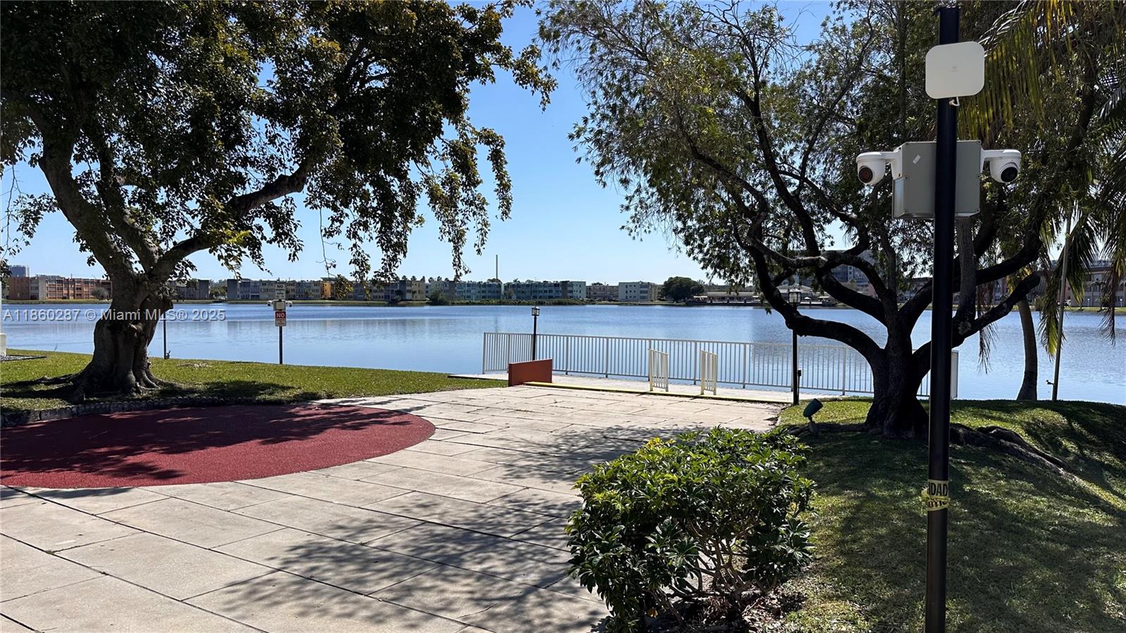 FIFTH HORIZONS CONDO - Residential