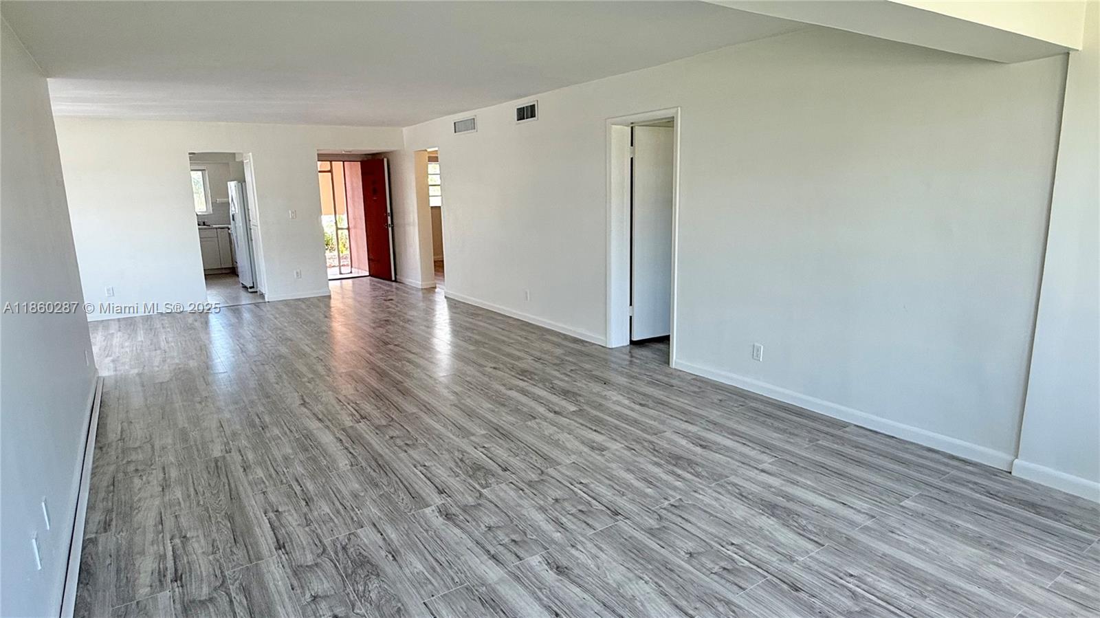 FIFTH HORIZONS CONDO - Residential