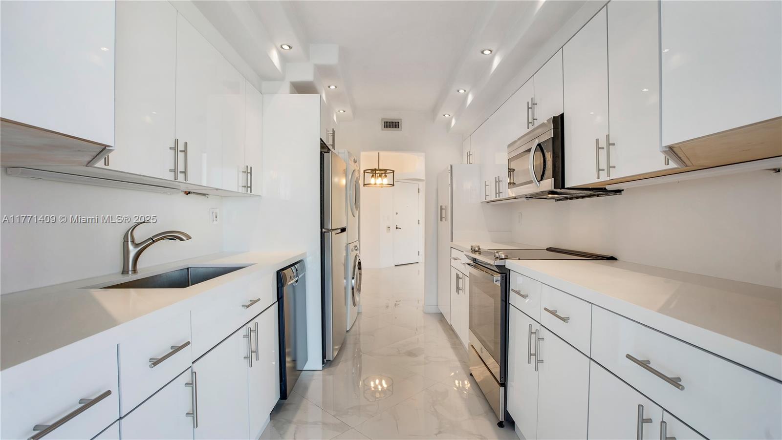 TURNBERRY ISLE CONDO - Residential