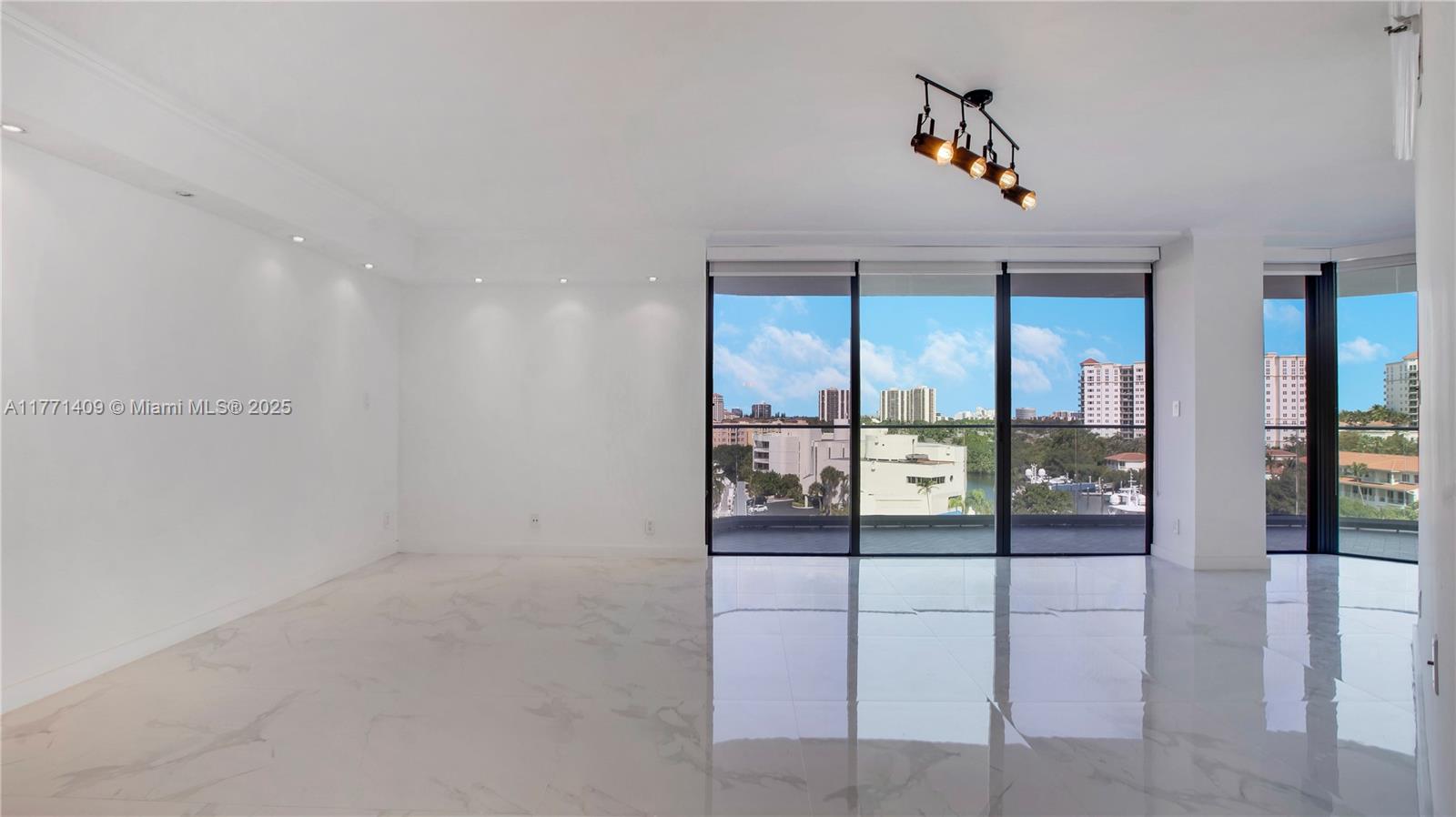 TURNBERRY ISLE CONDO - Residential