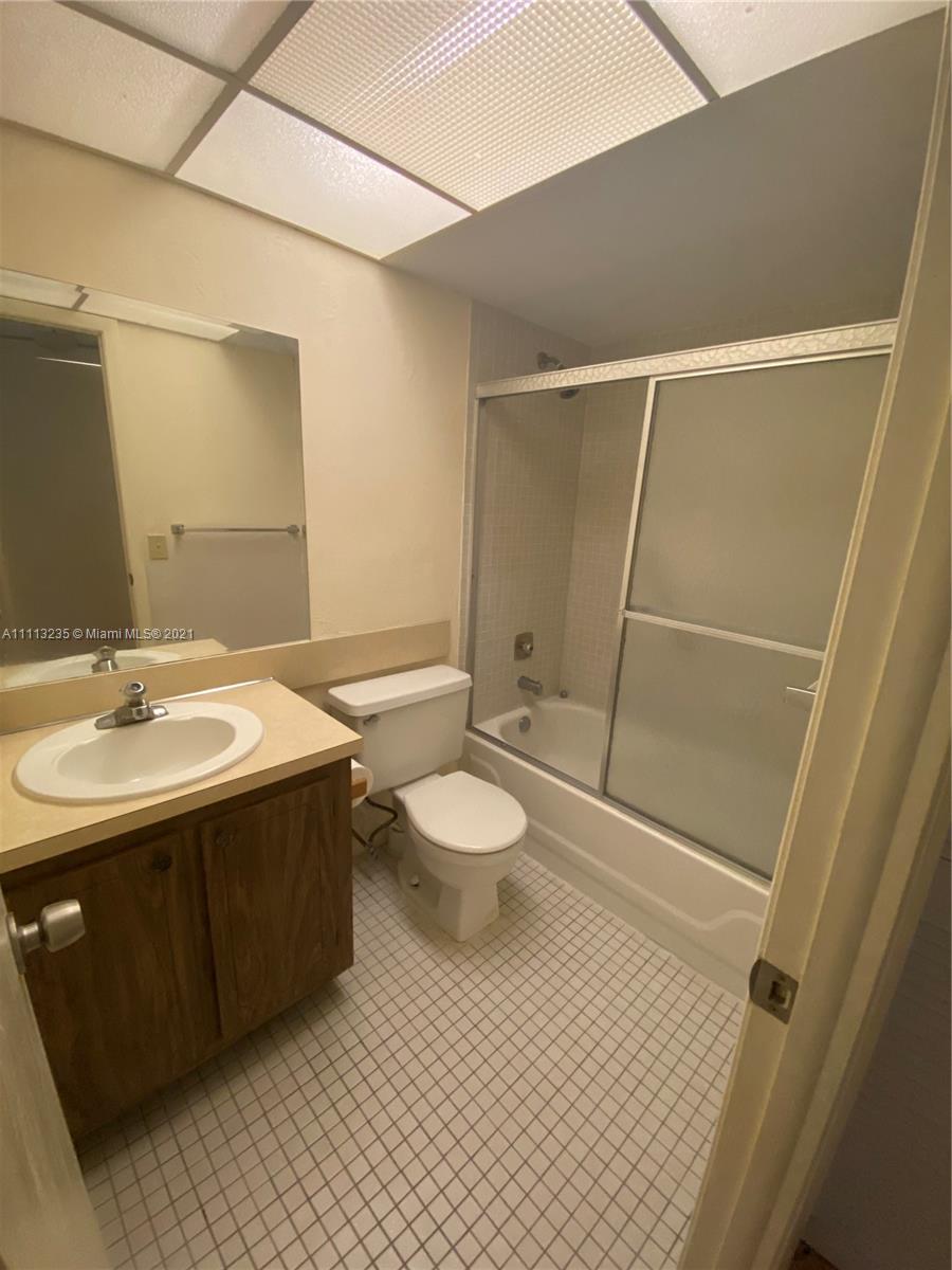 SUNRISE LAKES 120 CONDO - Residential