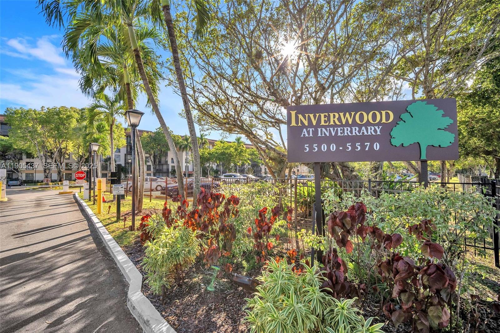 INVERWOOD CONDO - Residential
