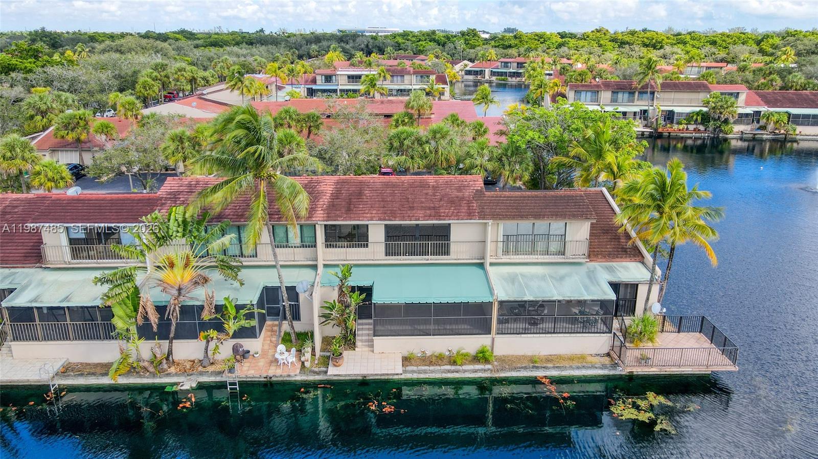 MIAMI LAKES - LAKE SANDRA - Residential Lease