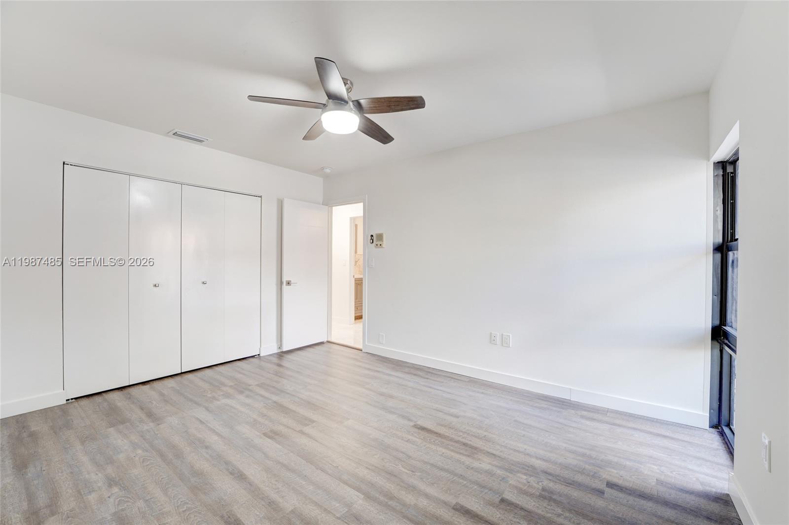 MIAMI LAKES - LAKE SANDRA - Residential Lease