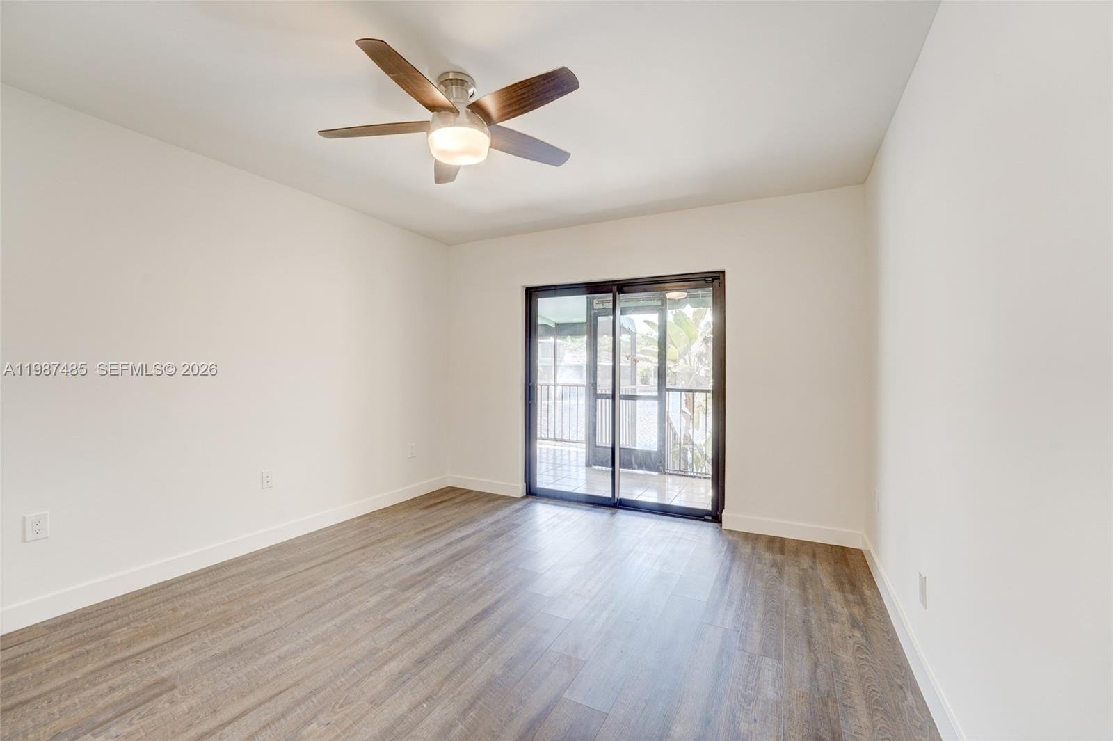 MIAMI LAKES - LAKE SANDRA - Residential Lease