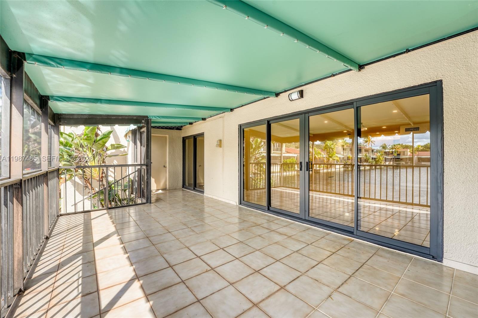 MIAMI LAKES - LAKE SANDRA - Residential Lease