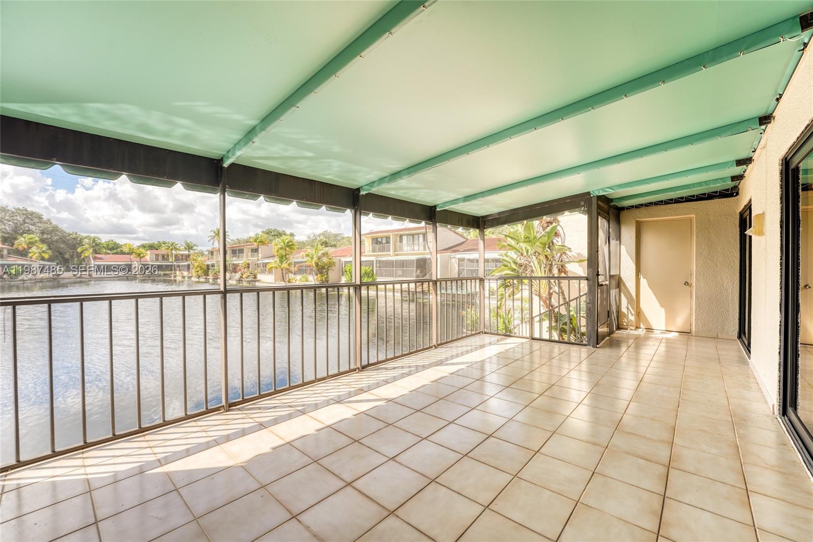 MIAMI LAKES - LAKE SANDRA - Residential Lease