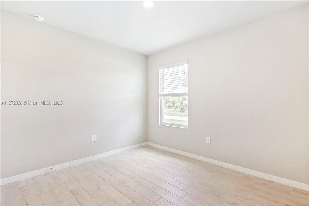 PORT LABELLE - Residential Lease