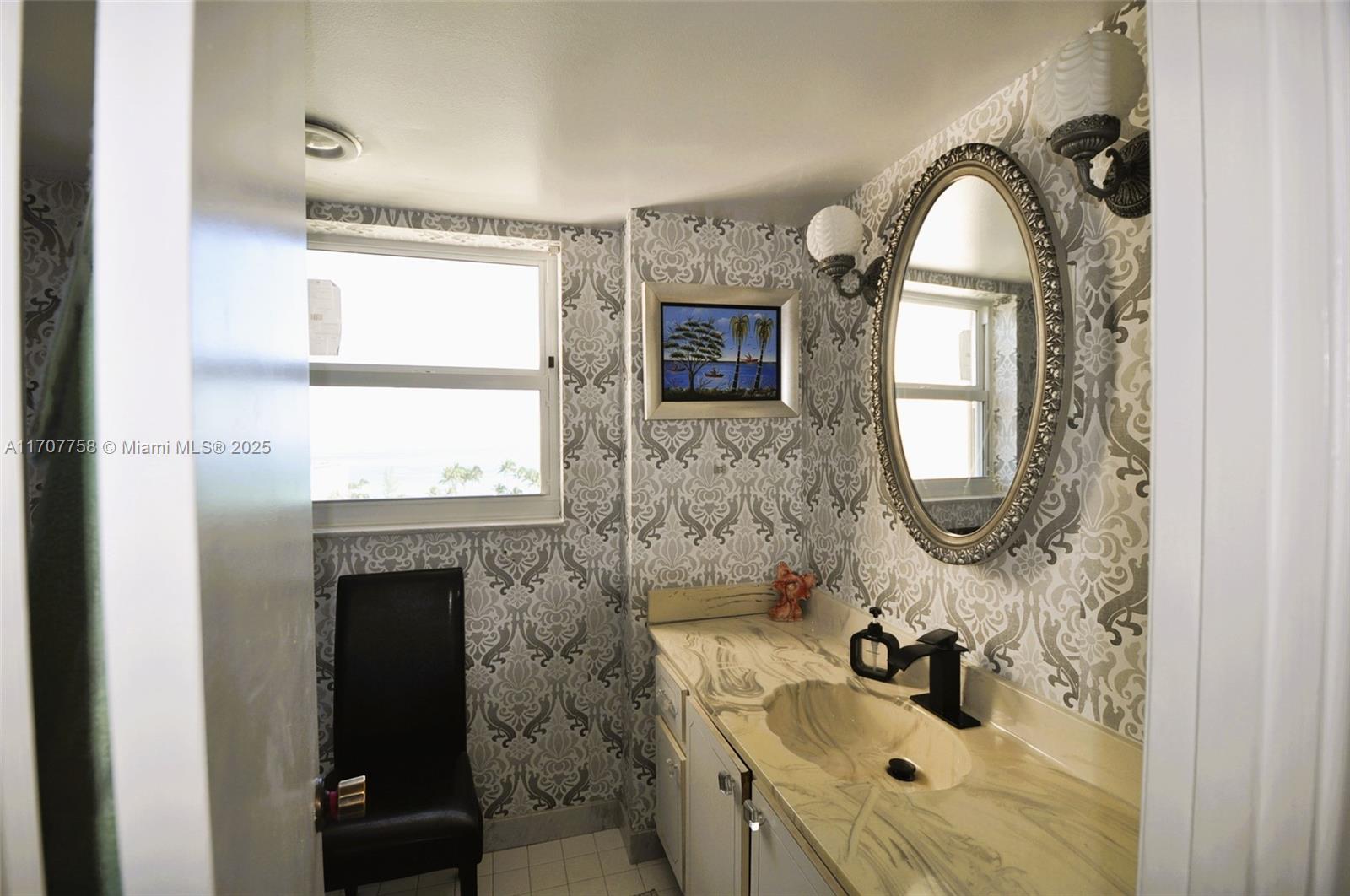 PRINCE GEORGE ARMS CONDO - Residential