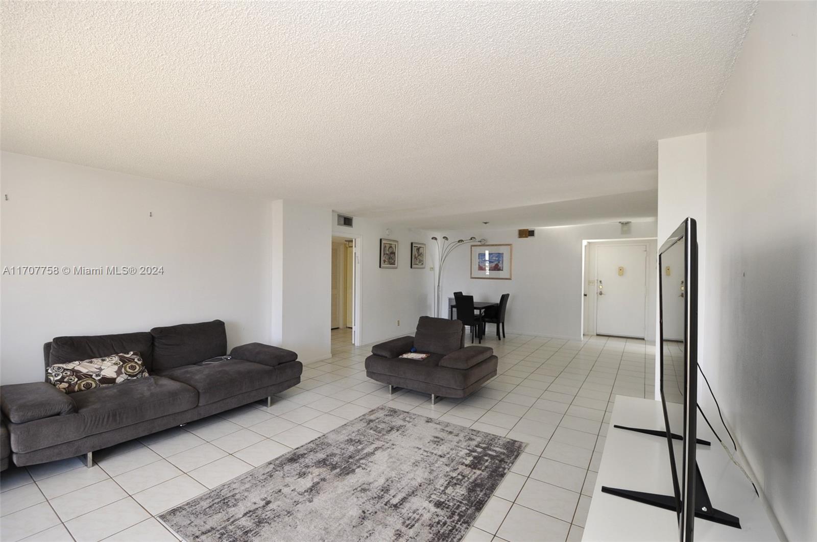 PRINCE GEORGE ARMS CONDO - Residential