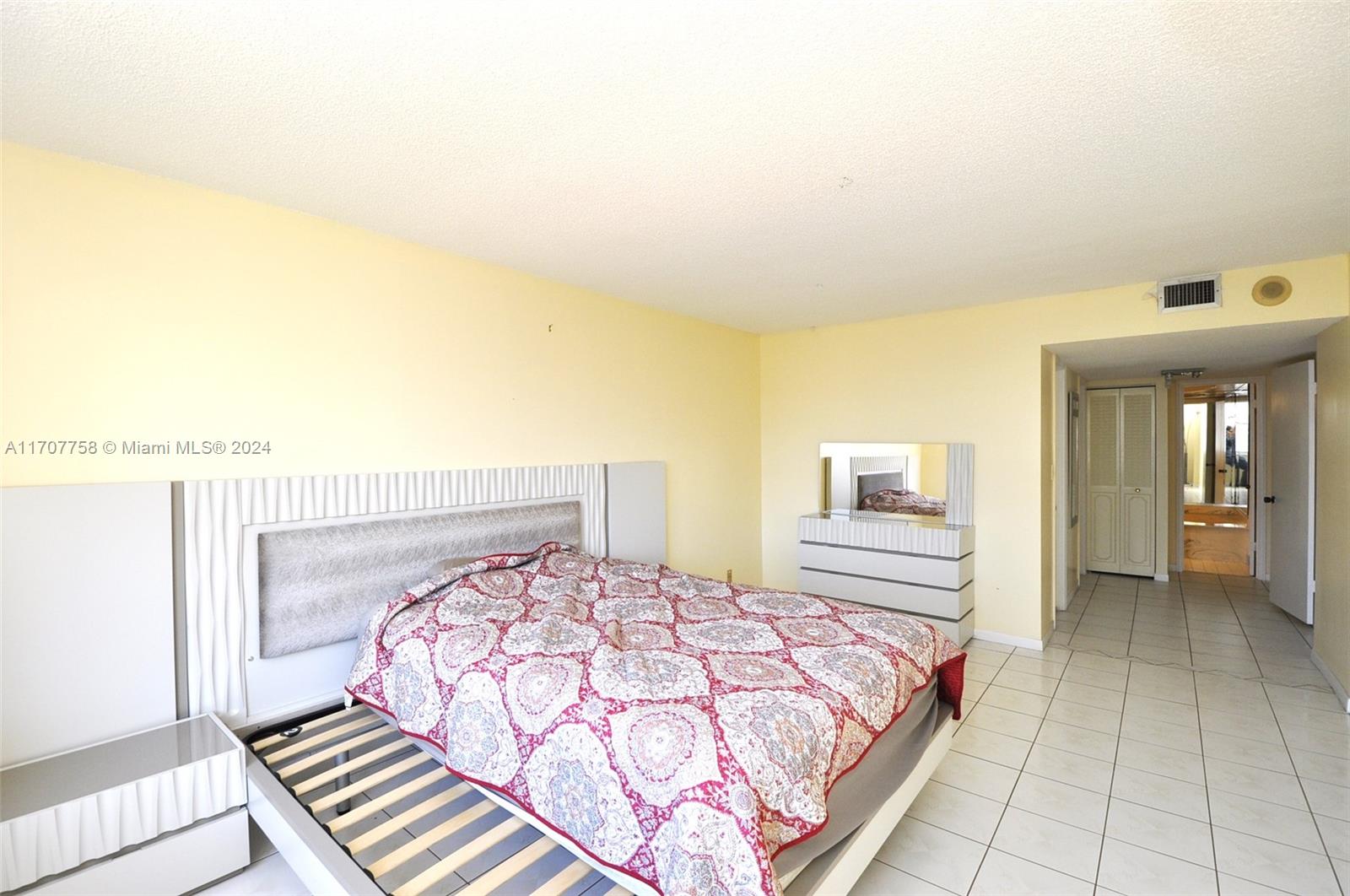 PRINCE GEORGE ARMS CONDO - Residential