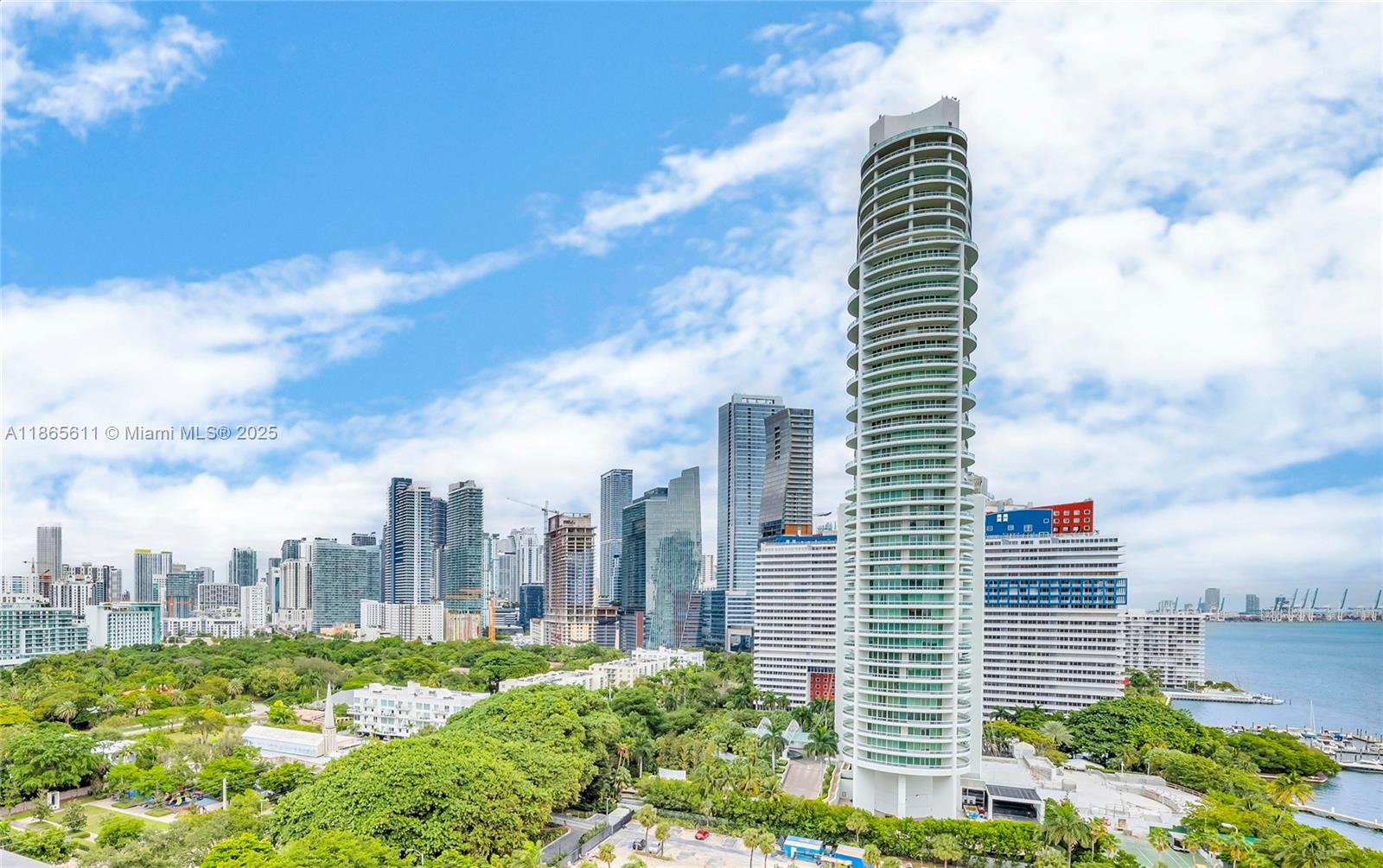 1901 Brickell Ave B1912