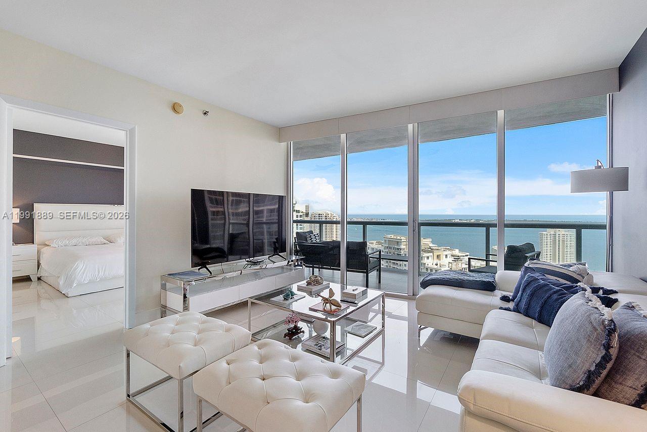 ICONBRICKELL CONDO NO 1 - Residential