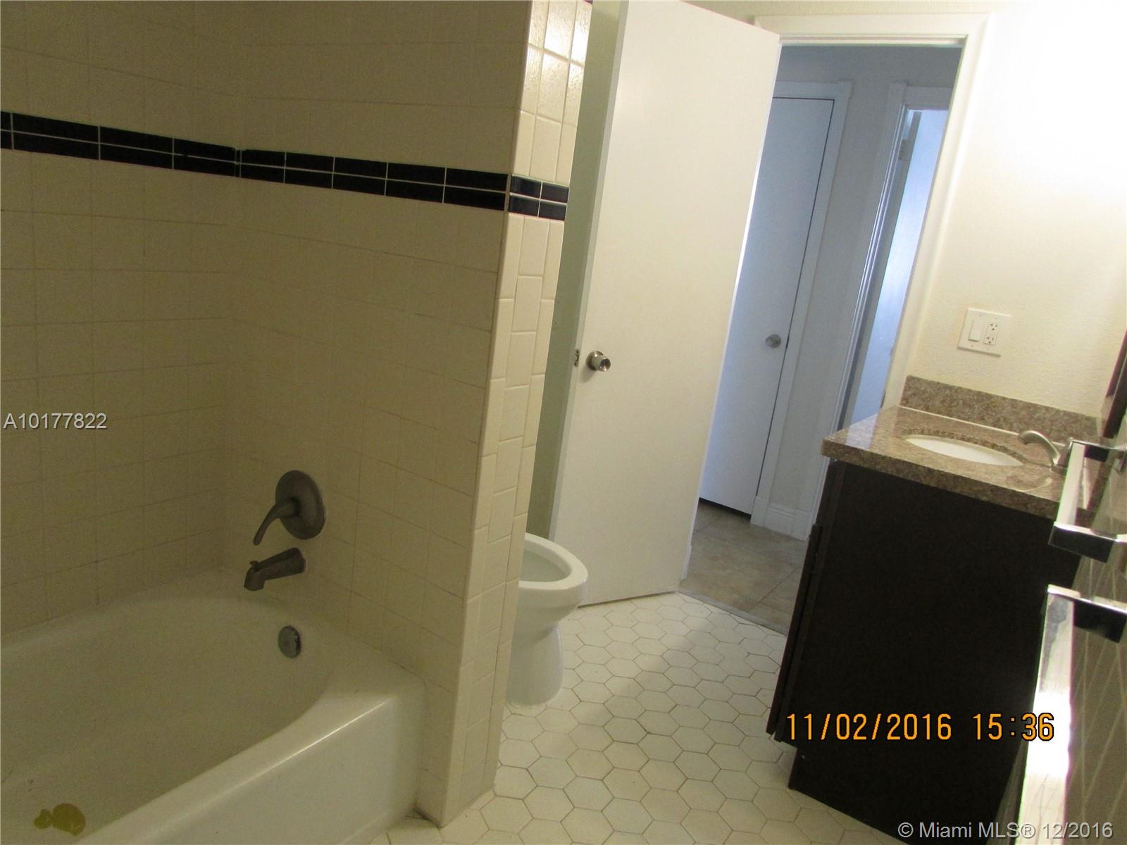 Westchester 72-43 B - Residential