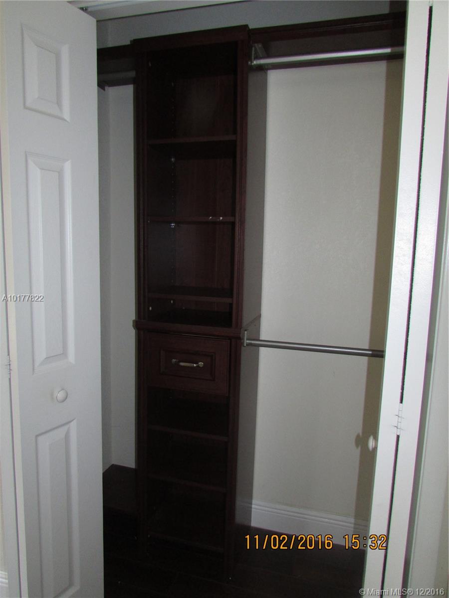 Westchester 72-43 B - Residential