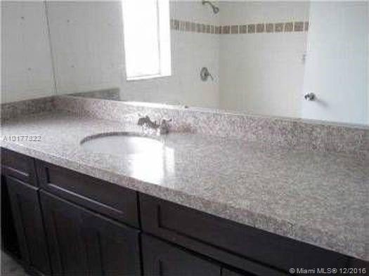 Westchester 72-43 B - Residential