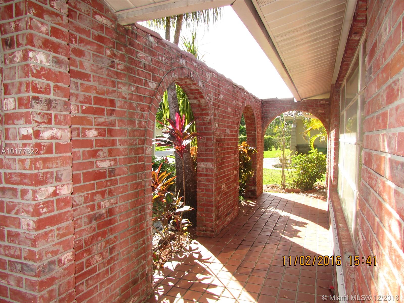 Westchester 72-43 B - Residential