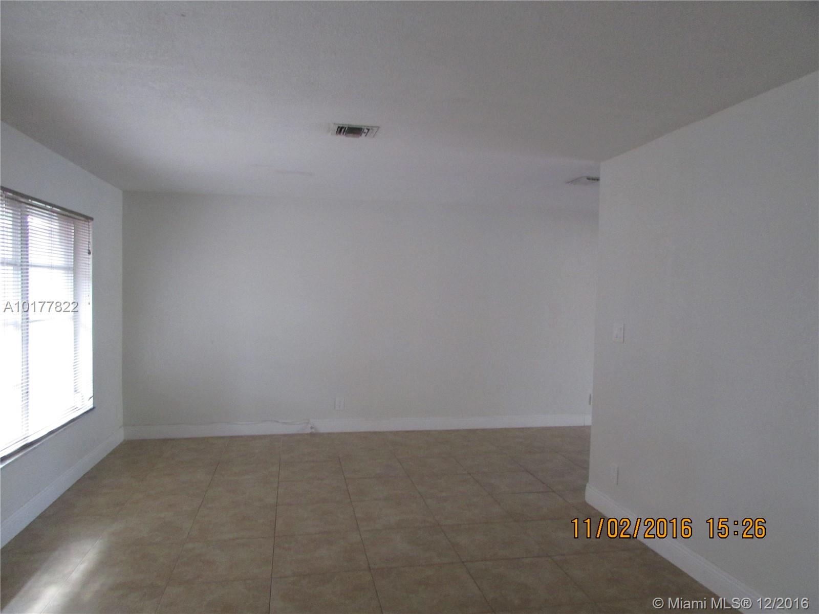 Westchester 72-43 B - Residential