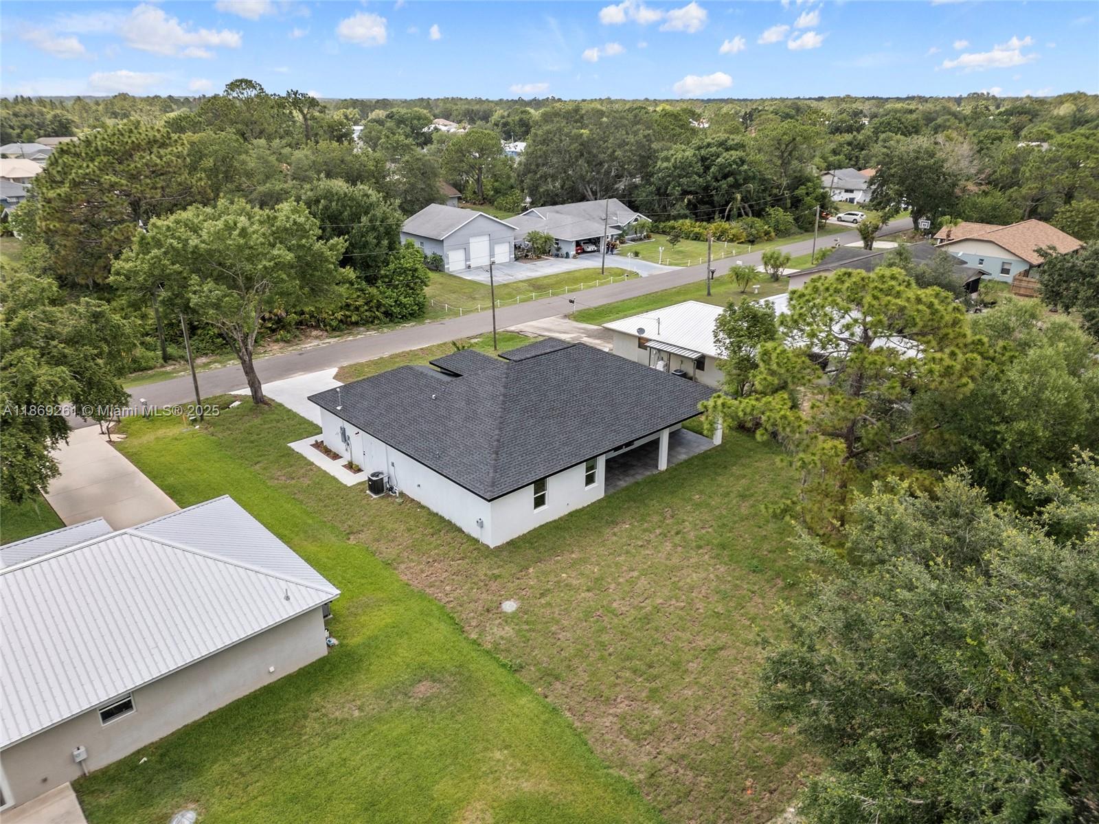 SUN N LAKE EST OF SEBRING - Residential