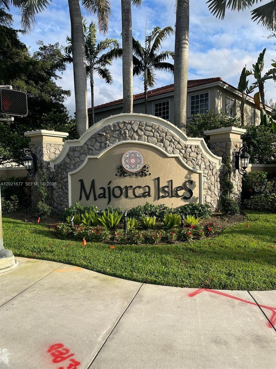 MAJORCA ISLES II CONDO - Residential