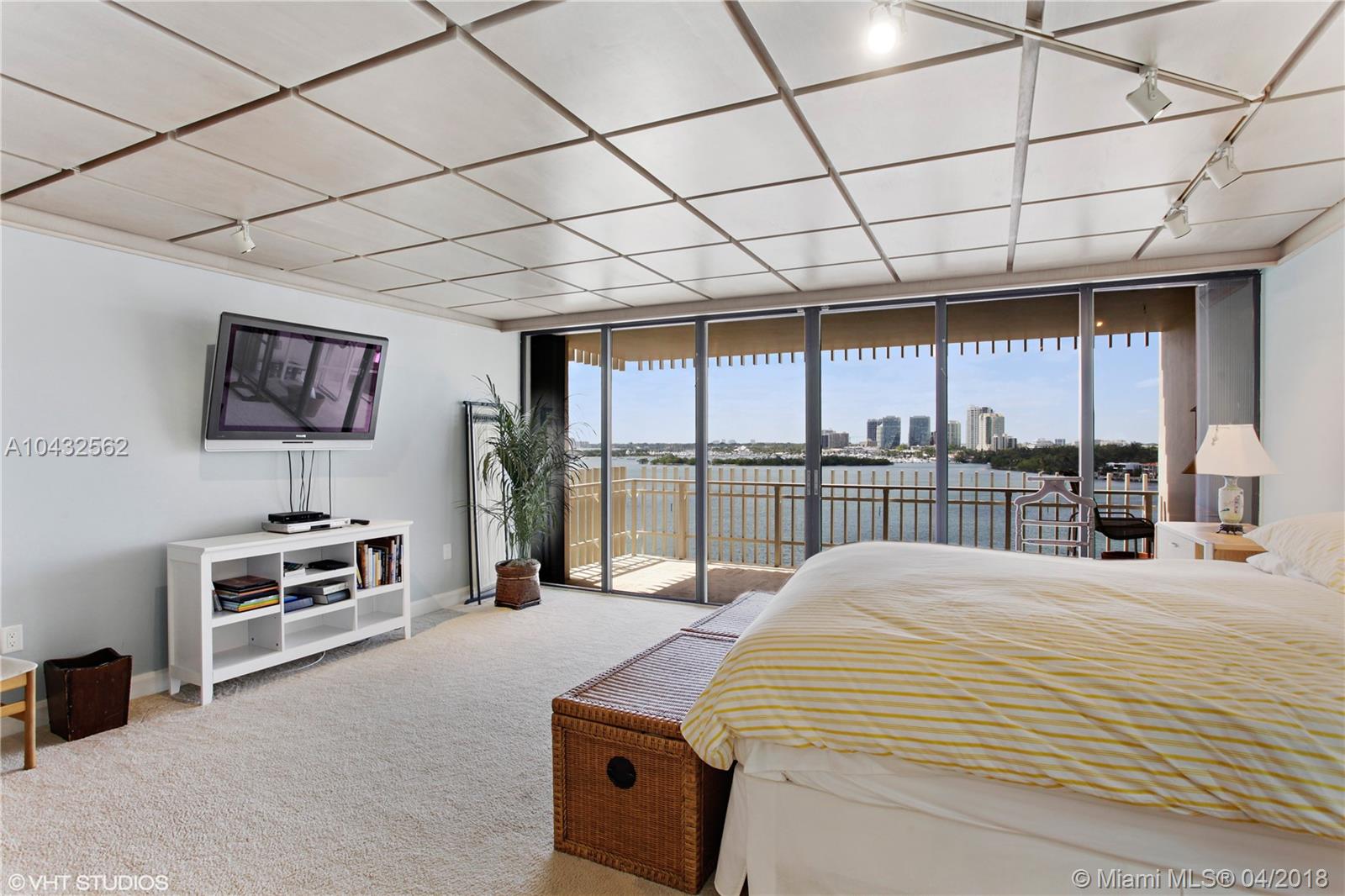 GROVE ISLE CONDO - Residential