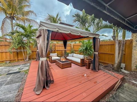 2001 SW 58th Ct 1 Miami FL 33155