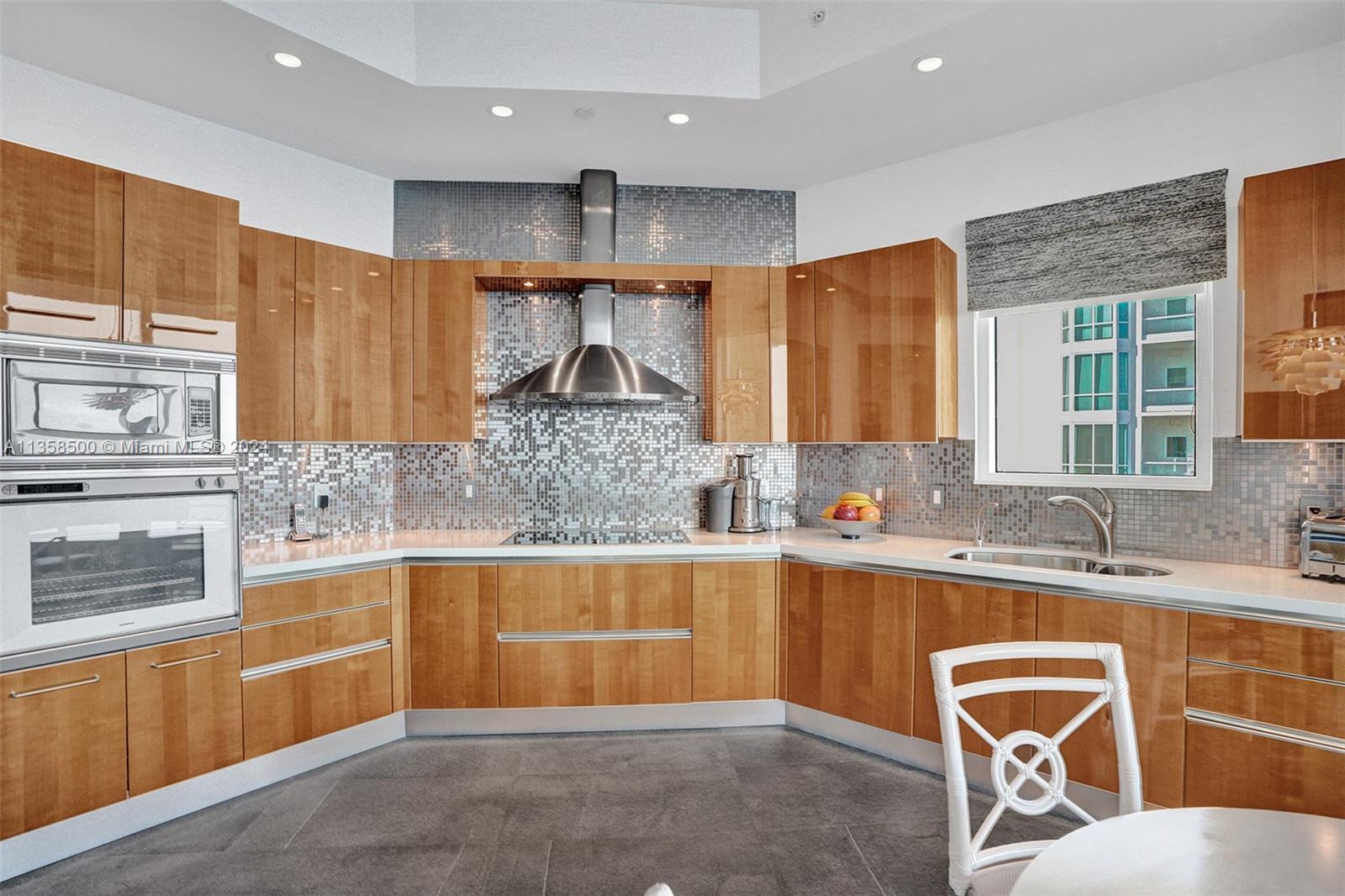 TURNBERRY OCEAN COLONY - Residential Lease