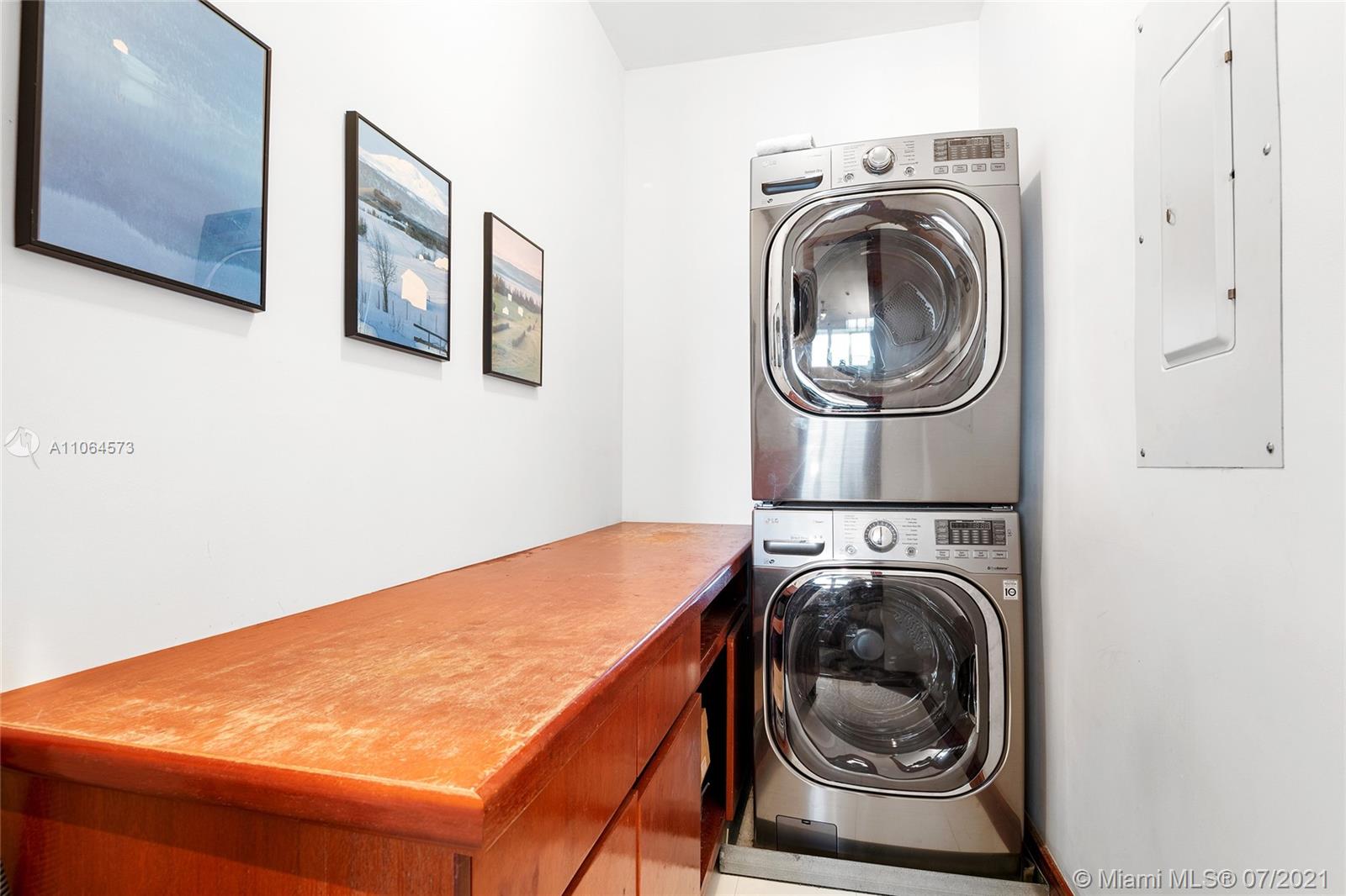 NORTH BAY ISLAND - Residential