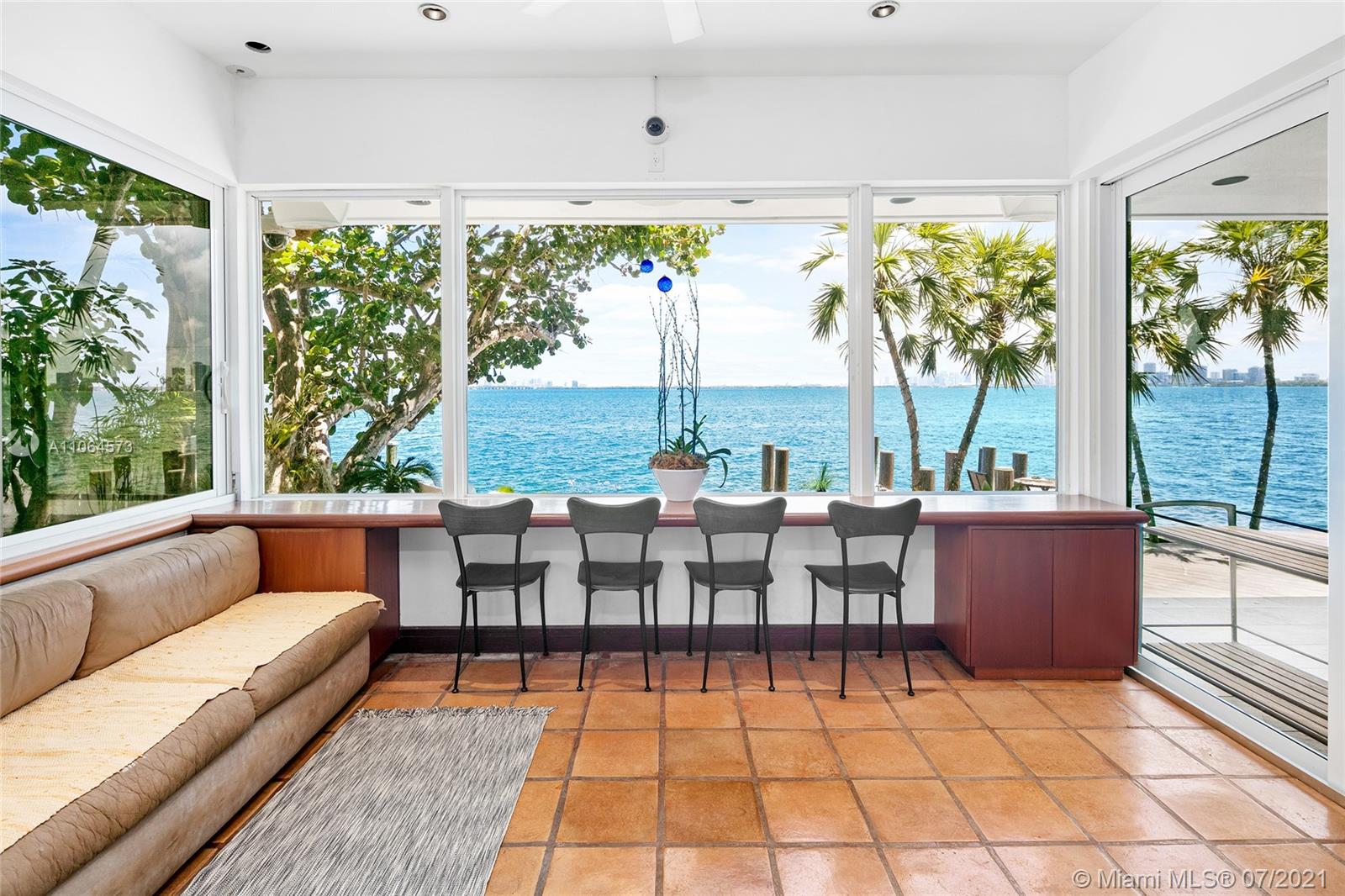 NORTH BAY ISLAND - Residential