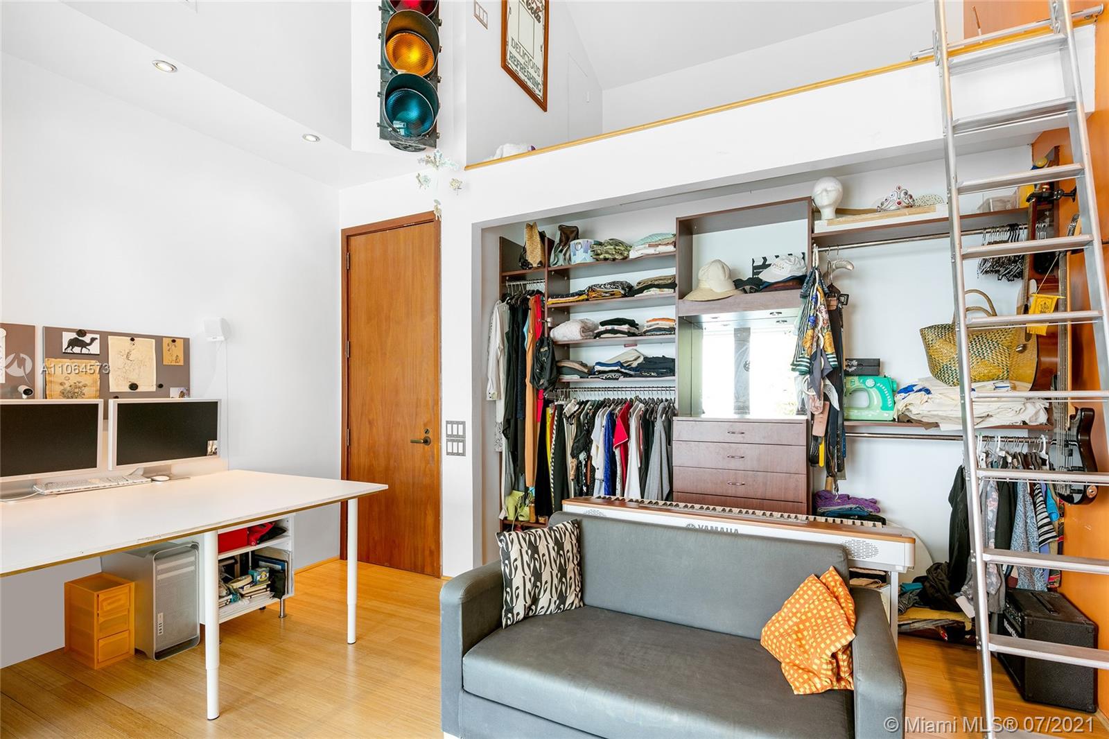 NORTH BAY ISLAND - Residential