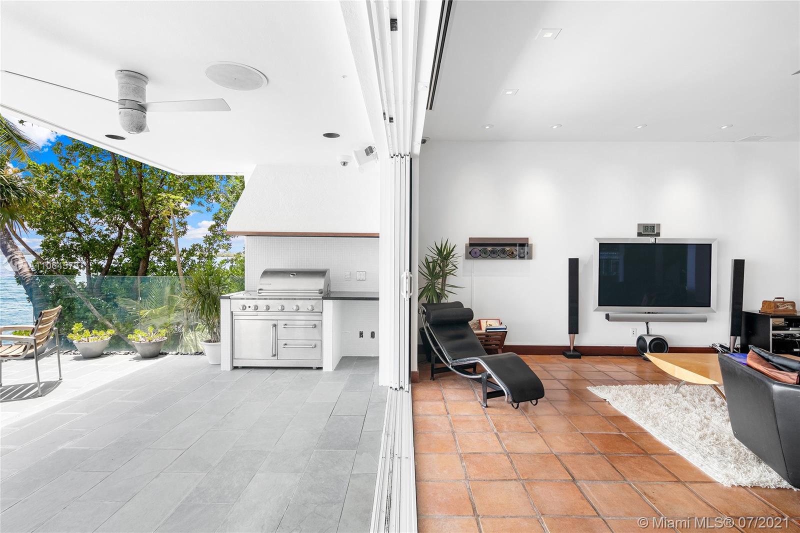 NORTH BAY ISLAND - Residential