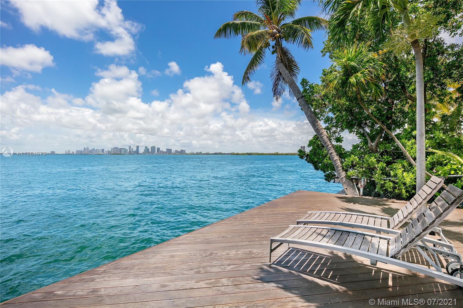 NORTH BAY ISLAND - Residential