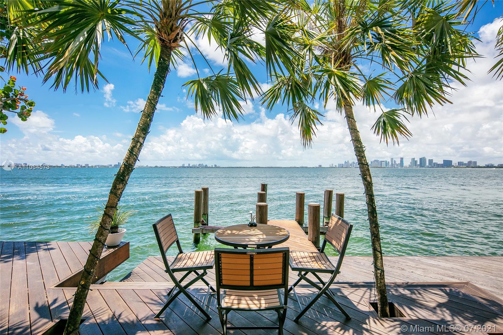 NORTH BAY ISLAND - Residential