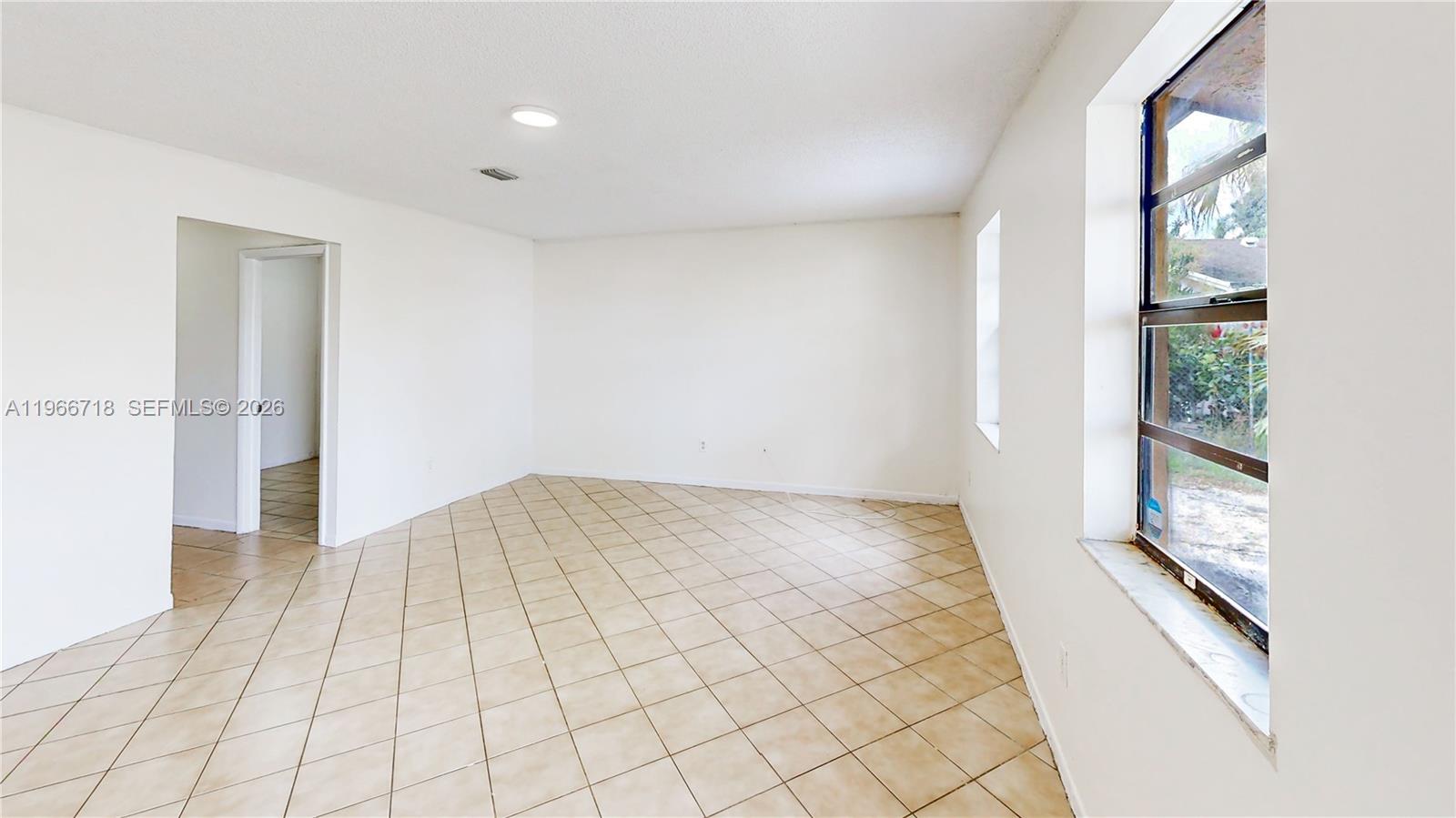 AVOCADO VILLAS - Residential