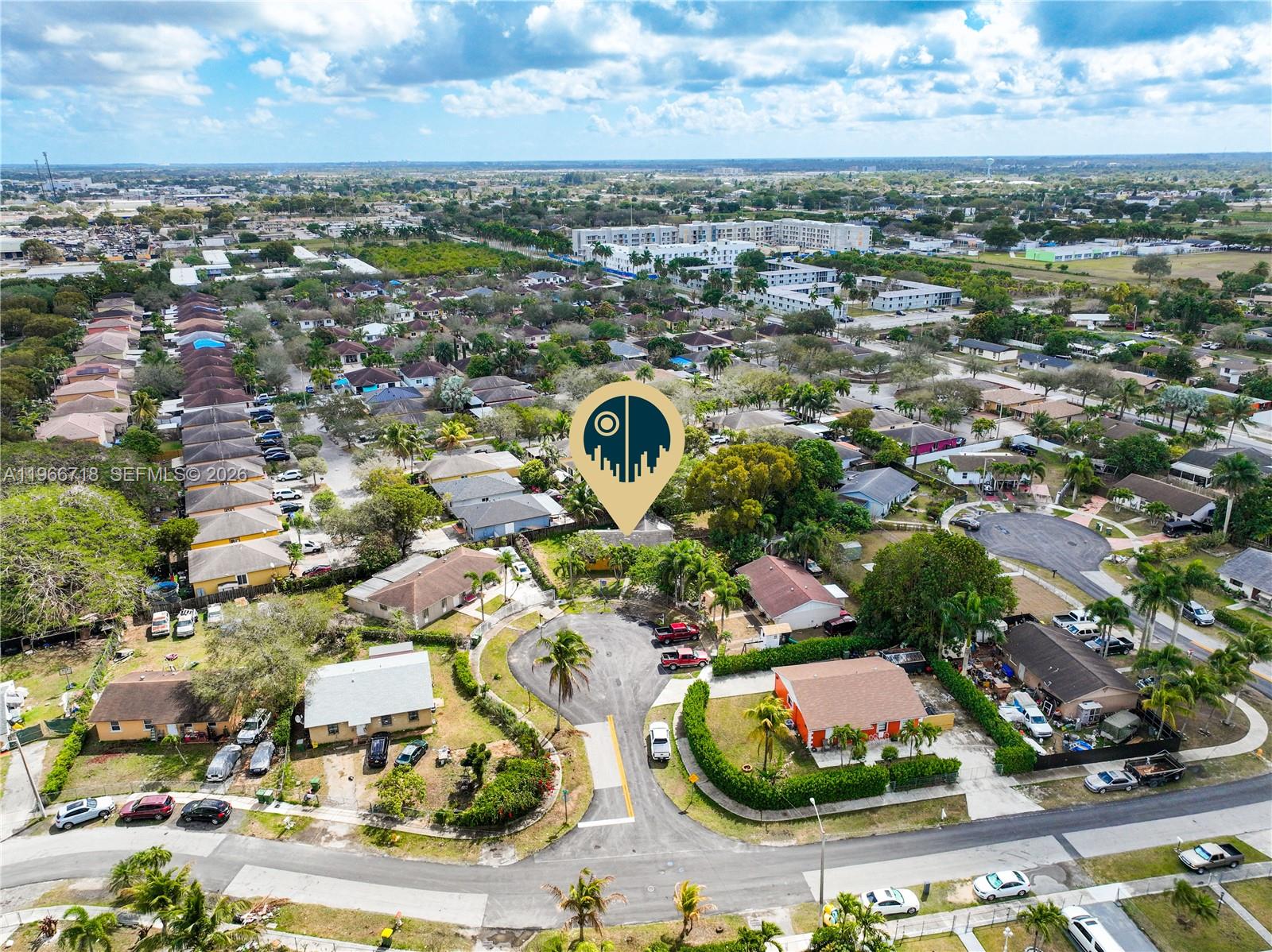 AVOCADO VILLAS - Residential