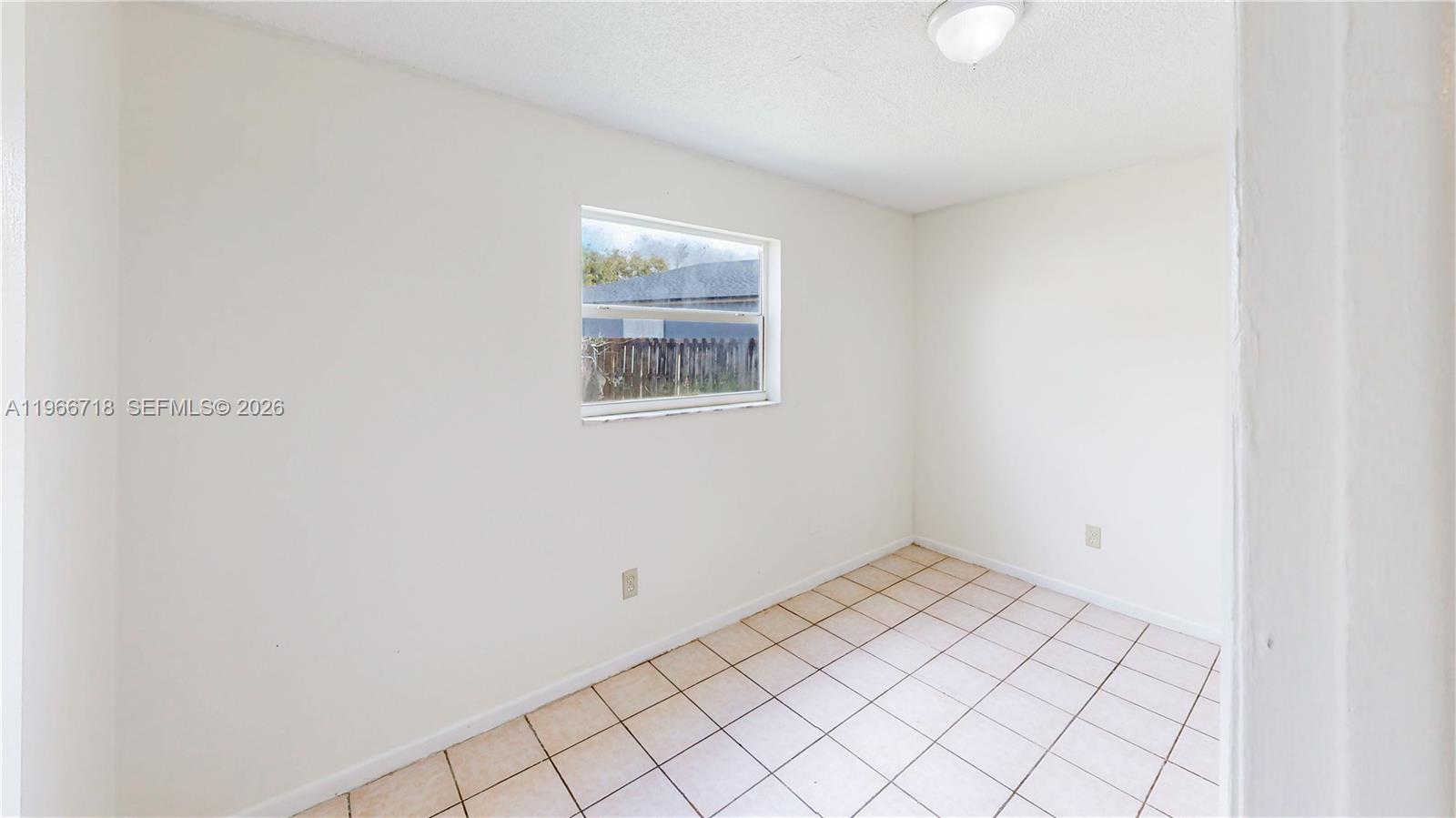 AVOCADO VILLAS - Residential