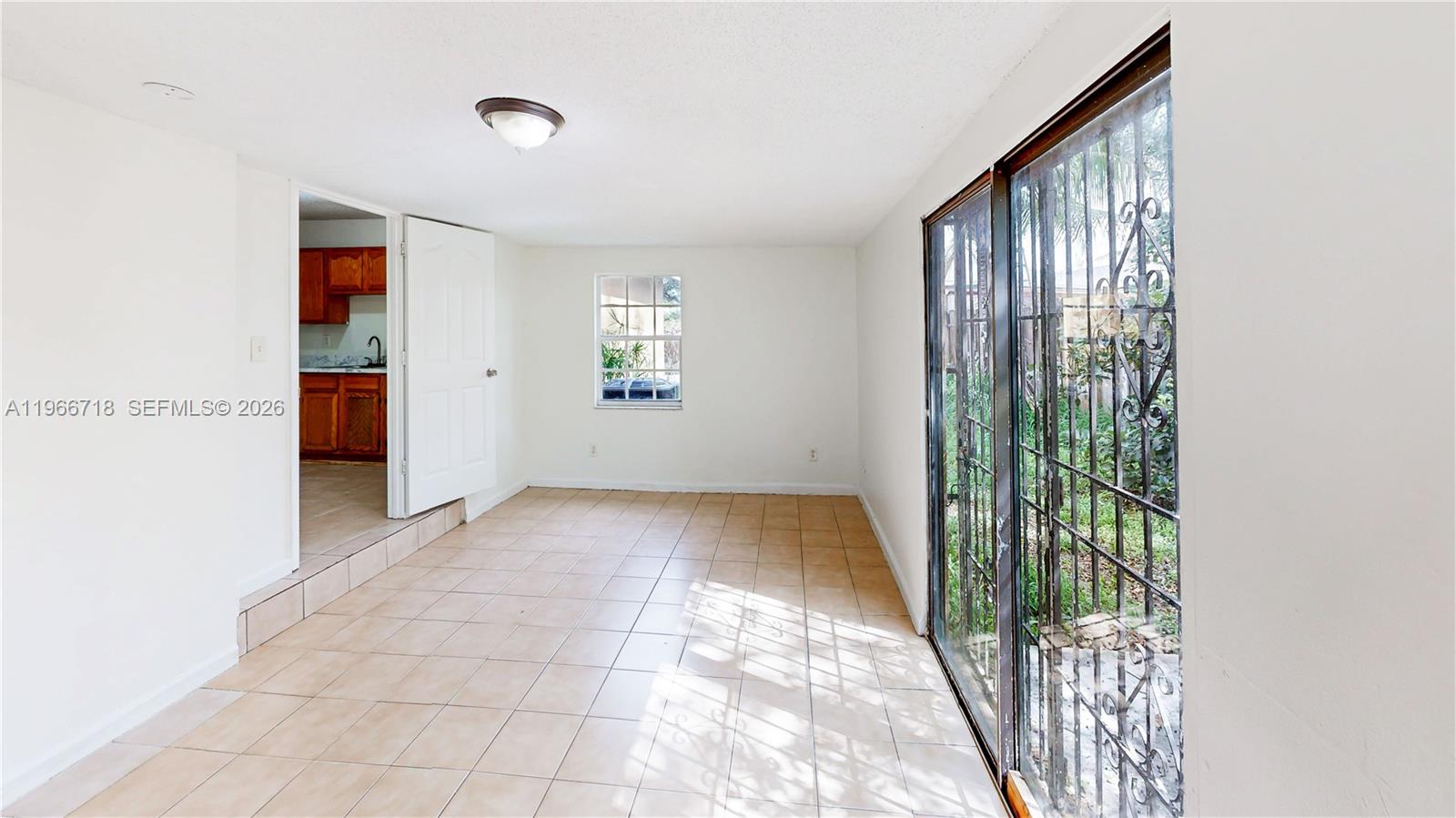 AVOCADO VILLAS - Residential