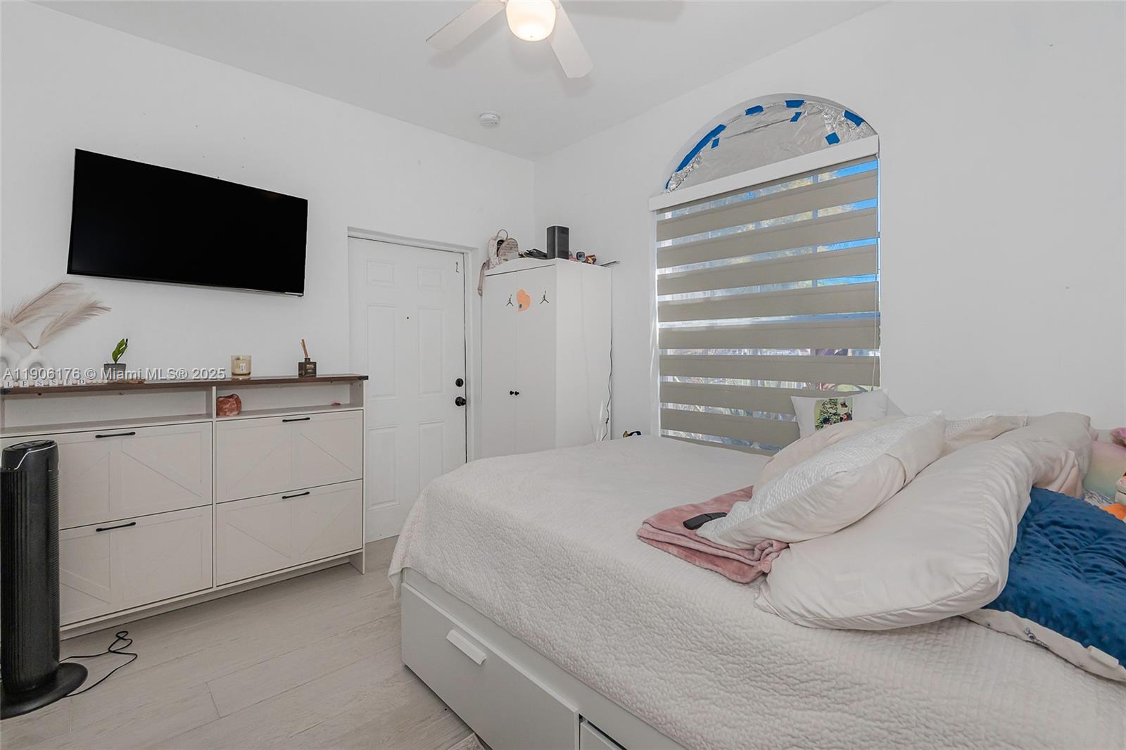 GARDEN CITY - Residential