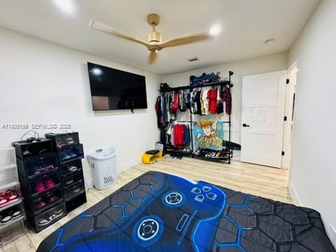 WINSTON PARK UNIT TWO - Residential