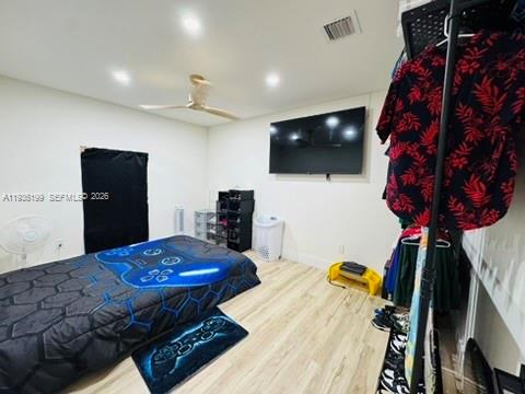 WINSTON PARK UNIT TWO - Residential